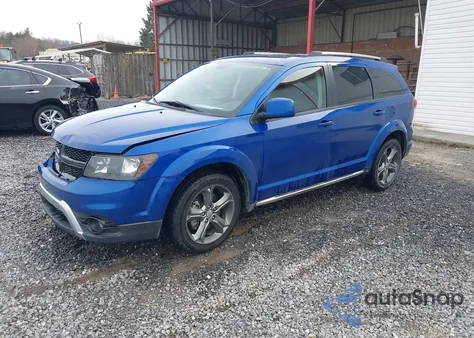 2015 Dodge Journey Crossroad z USA, uszkodzony, nr VIN 3C4PDDGG6FT671696